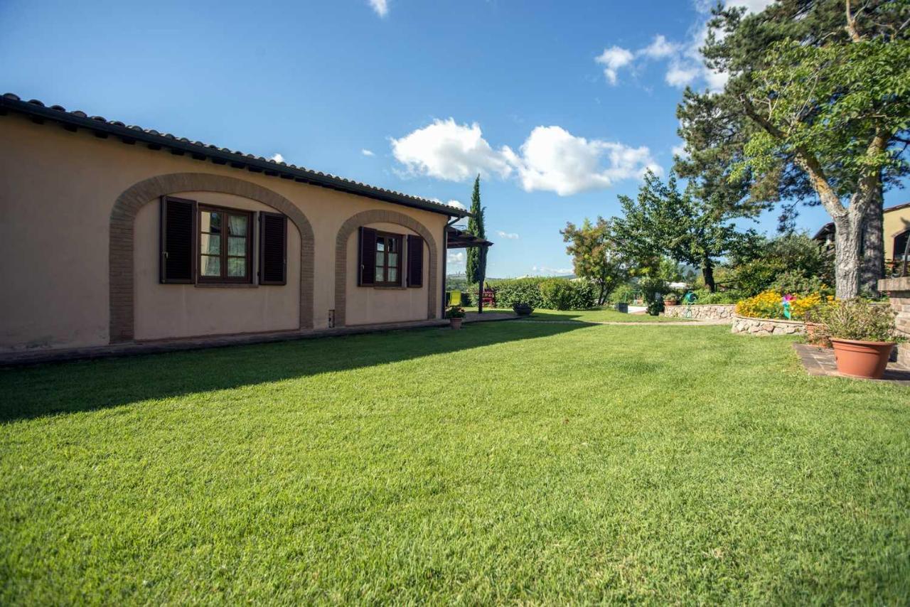 Agriturismo Il Poggetto Сан-Джиміньяно Екстер'єр фото